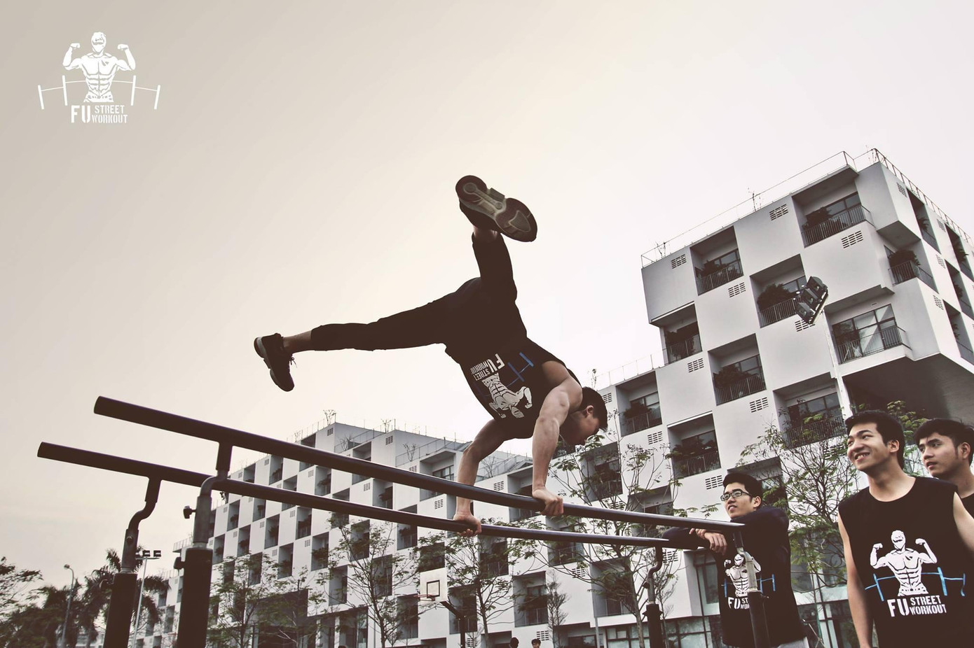 Các chàng trai cơ bắp 6 múi sẽ mang tới “đặc sản" Street Workout của sinh viên ĐH FPT Các chàng trai cơ bắp 6 múi sẽ mang tới “đặc sản" Street Workout của sinh viên ĐH FPT