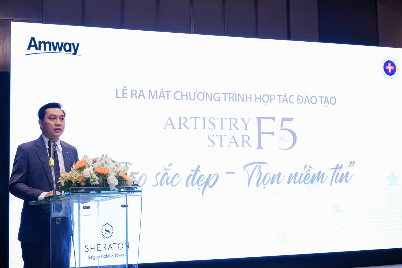 Ông Nguyễn Phương Sơn – Giám đốc Đối ngoại Amway Việt Nam phát biểu trong chương trình Ông Nguyễn Phương Sơn – Giám đốc Đối ngoại Amway Việt Nam phát biểu trong chương trình