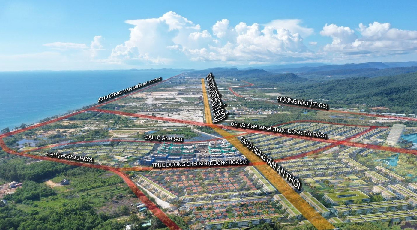 Đường ven biển bãi Trường dài 10km