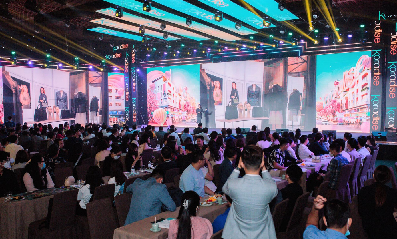 Đông đảo khách hàng tham dự lễ mở bán shophouse The Koradise – Meyhomes Capital Phú Quốc.