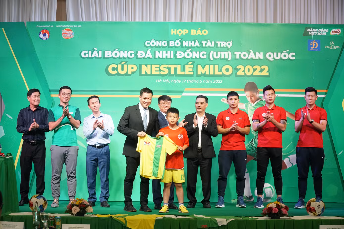 Nestlé MILO tài trợ nhiều hạng mục bao gồm kinh phí tổ chức, trang trí nhà thi đấu, đồng phục thi đấu, sữa và nước uống cùng giải thưởng cho các cầu thủ và đội bóng