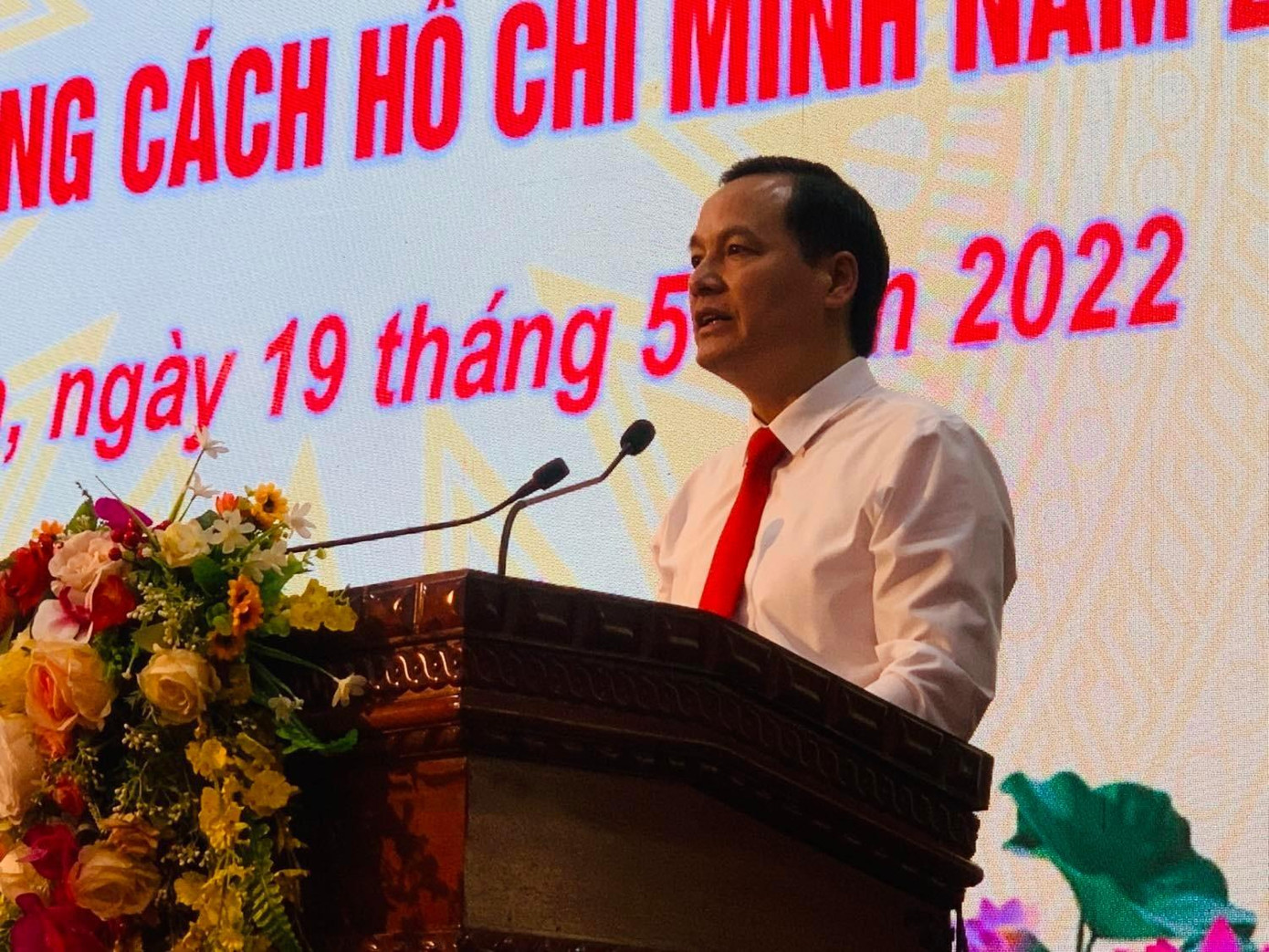 Ông Phùng Quang Hội, Trưởng ban Tuyên giáo tỉnh ủy, Trưởng ban Tổ chức cuộc thi nhấn mạnh, cuộc sinh là đợt sinh hoạt chính trị sâu rộng, thiết thực chào mừng kỷ niệm 132 năm ngày sinh nhật Bác - Ảnh: Duy Chiến Ông Phùng Quang Hội, Trưởng ban Tuyên giáo tỉnh ủy, Trưởng ban Tổ chức cuộc thi nhấn mạnh, cuộc sinh là đợt sinh hoạt chính trị sâu rộng, thiết thực chào mừng kỷ niệm 132 năm ngày sinh nhật Bác - Ảnh: Duy Chiến