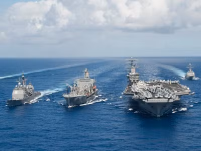  Một nhóm tàu chiến của hải quân Mỹ - Ảnh: US Navy