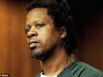 Aswad được biết đến là giám đốc âm nhạc và giành được giải nhất trong MTV Video Music Awards năm 1996. Aswad được biết đến là giám đốc âm nhạc và giành được giải nhất trong MTV Video Music Awards năm 1996