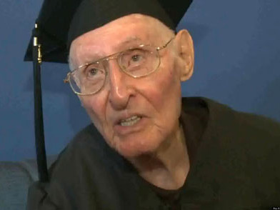 Cụ ông Wally Taibleson