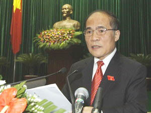 Phó thủ tướng thường trực Nguyễn Sinh Hùng