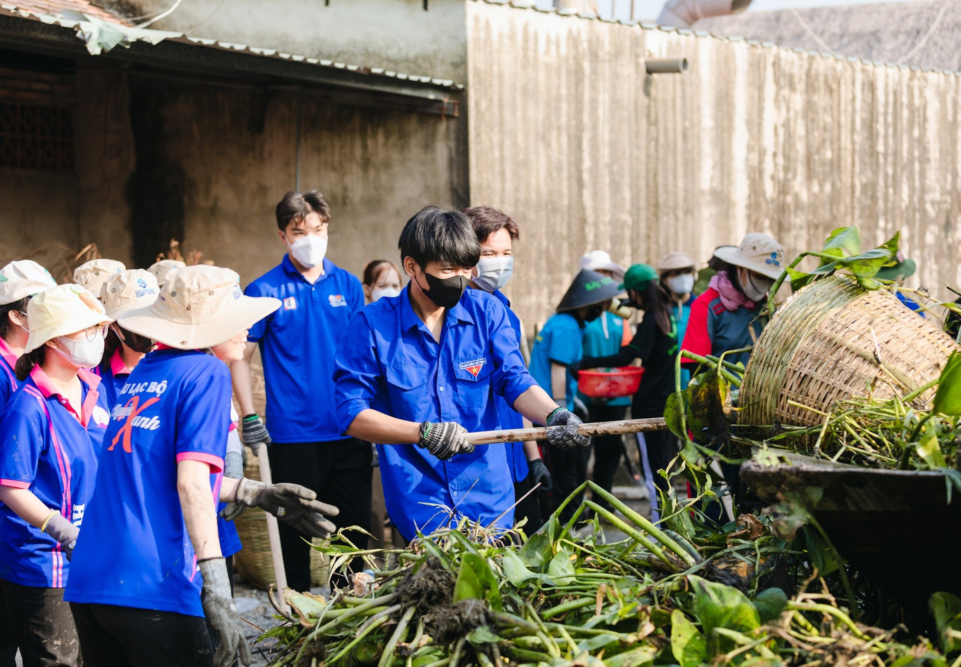 Chương trình có sự tham gia của các Gen Z có sức ảnh hưởng như Hoa hậu Bảo Ngọc, Hoa hậu Thanh Thủy, Hoa hậu Thanh Hà và các đoàn viên tình nguyện.