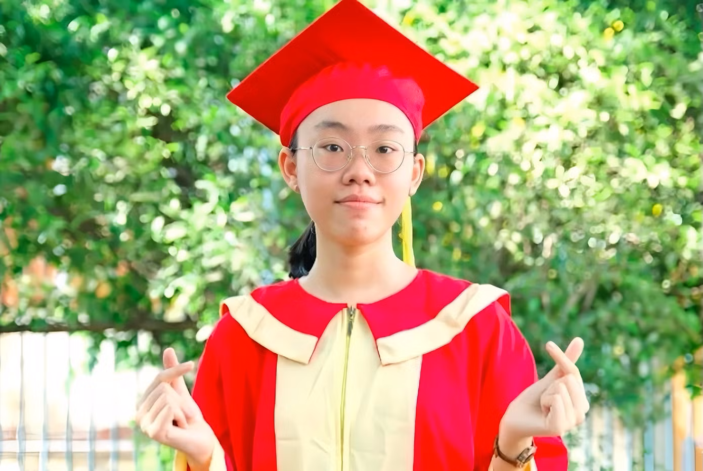Minh Anh chỉ cần 5/90 phút để hoàn thành bài thi môn tiếng Anh.