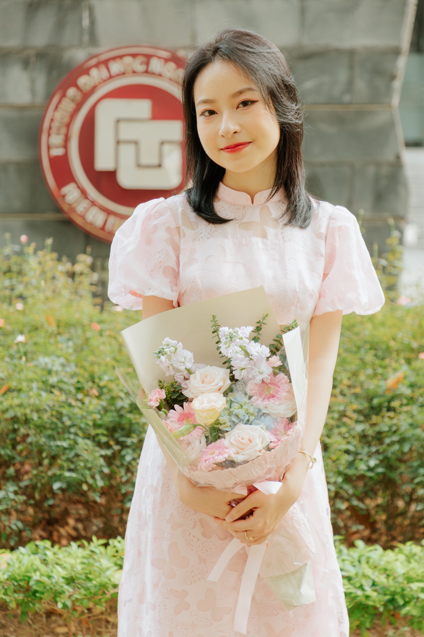 Ngay từ lúc nhập học, nữ sinh đến từ Bắc Ninh đã nổi bật với điểm đầu vào rất cao. Ngay từ lúc nhập học, nữ sinh đến từ Bắc Ninh đã nổi bật với điểm đầu vào rất cao.