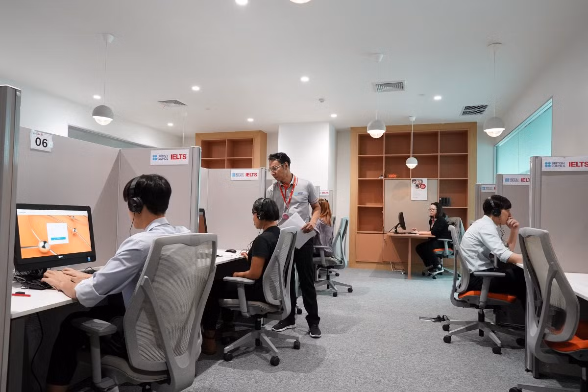 Tính năng OSR cho phép thí sinh được thi lại tối đa 1 kỹ năng nếu có kết quả trước đó chưa mong muốn. Tính năng OSR cho phép thí sinh được thi lại tối đa 1 kỹ năng nếu có kết quả trước đó chưa mong muốn.