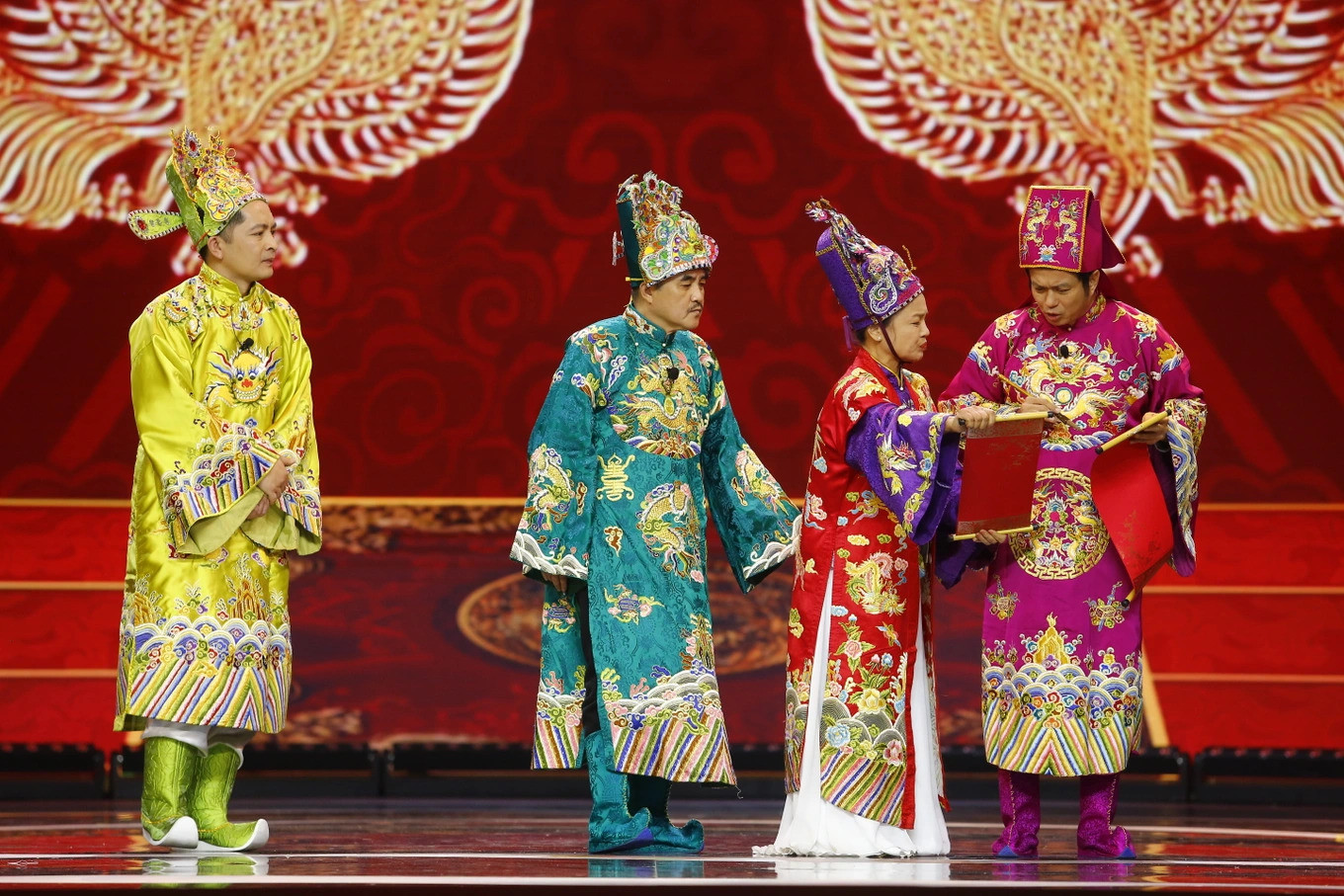 Các Táo mới trong Táo Quân 2024 cũng đều là những gương mặt gạo cội của làng hài. Các Táo mới trong Táo Quân 2024 cũng đều là những gương mặt gạo cội của làng hài.