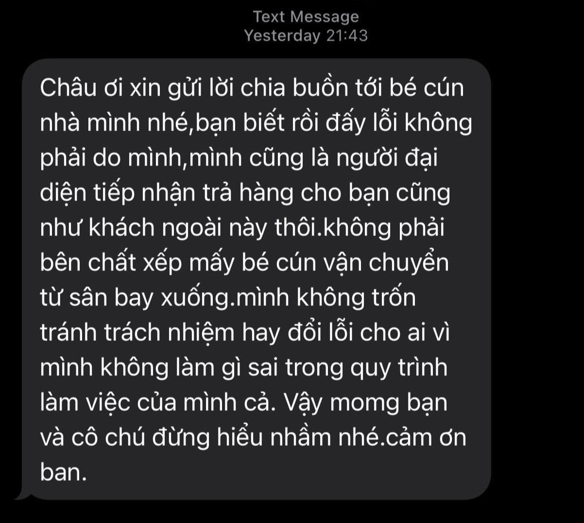 Tin nhắn của đơn vị vận chuyển được chia sẻ trong bài đăng.