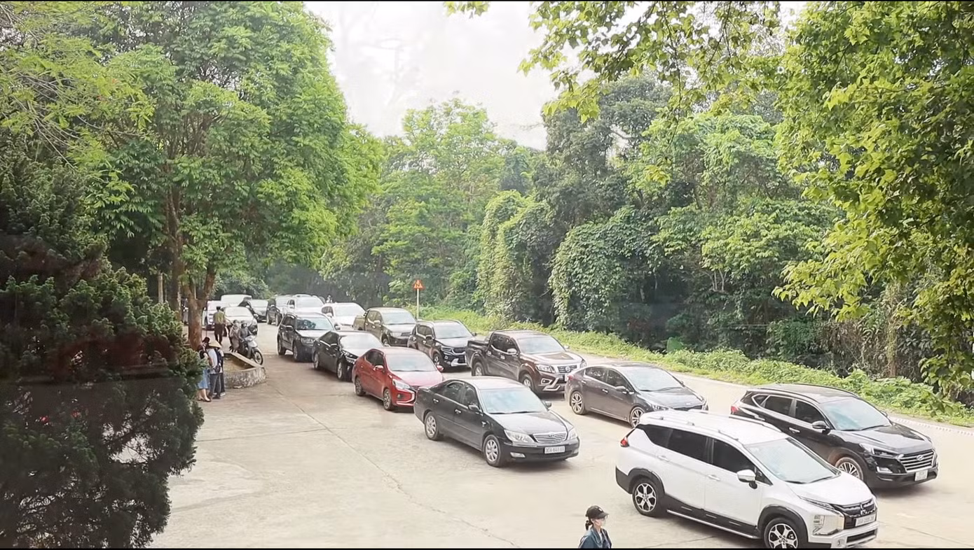 Dù khách đông, vườn quốc gia Cúc Phương vẫn thoáng đãng và trong lành. Dù khách đông, vườn quốc gia Cúc Phương vẫn thoáng đãng và trong lành.