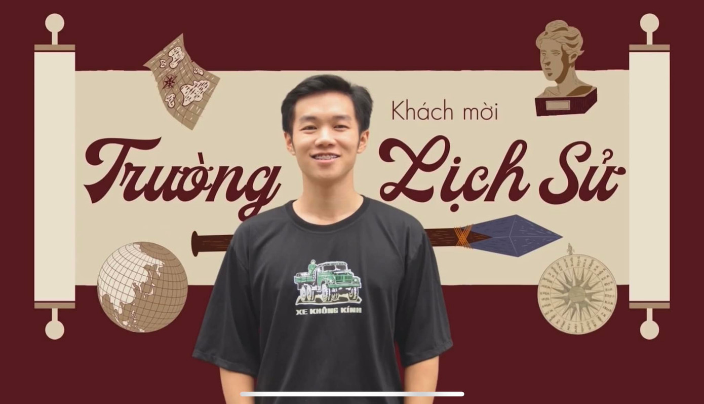 TikToker sinh năm 2000 luôn khiến người xem khó rời mắt vì tông giọng trầm ấm.