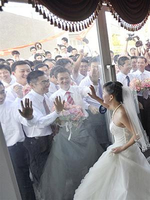 Chênh lệch giới tính khiến đàn ông Trung Quốc khó lấy vợ