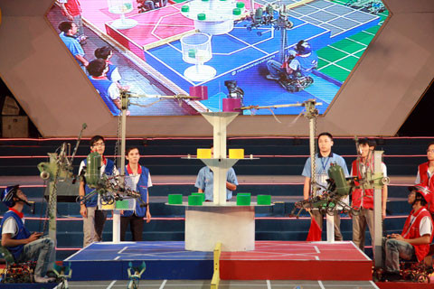 Nhưng LH-CACTUS 2 đã nhanh hơn ở giây quyết định và giành chiến thắng