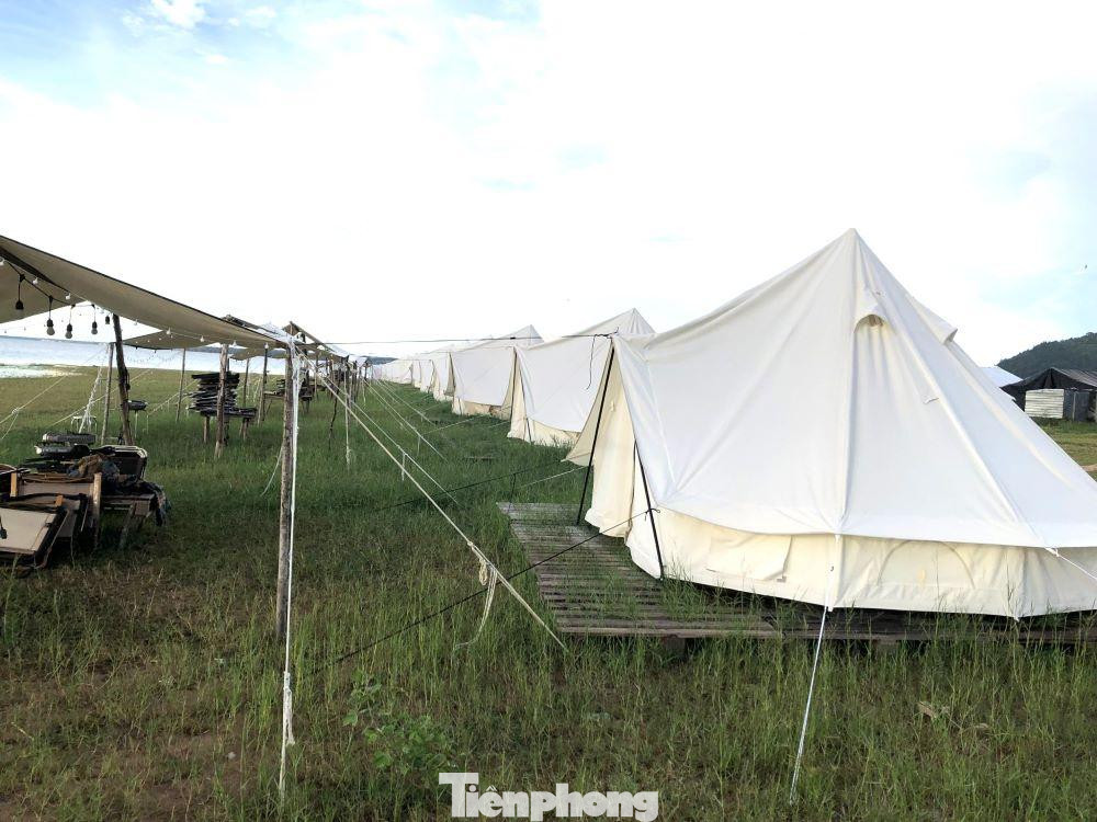 Du lịch tự phát ở lòng hồ Dầu Tiếng