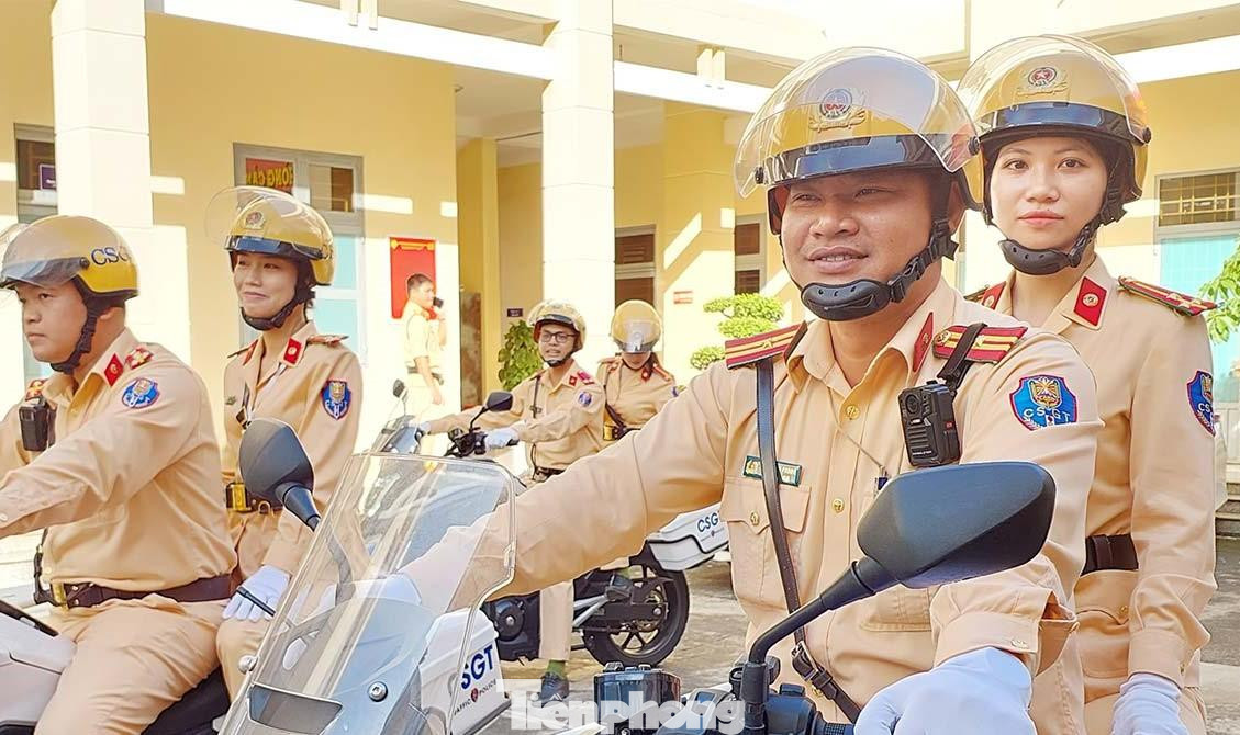 CSGT Công an tỉnh Bình Phước ra quân bảo đảm an ninh trật tự trước, trong và sau Tết CSGT Công an tỉnh Bình Phước ra quân bảo đảm an ninh trật tự trước, trong và sau Tết