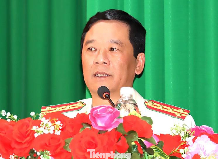 Đại tá Trần Công Vinh Đại tá Trần Công Vinh