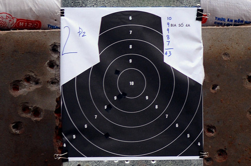 Bia số 4A được 43/50 điểm, trong đó có 1 viên vòng 10, 2 viên vòng 9, một viên 8 và một viên 7. Những sinh viên vượt qua vòng thi này sẽ lọt vào vòng trong thi cấp bộ tổ chức ngày 26 - 27/3, tại Trung tâm thể thao Công an Nhân dân (Hà Nội)