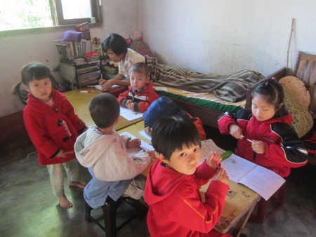 Những học sinh của cô giáo Hoa