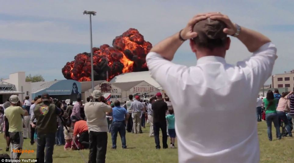 Khán giả bàng hoàng chứng kiến vụ tai nạn