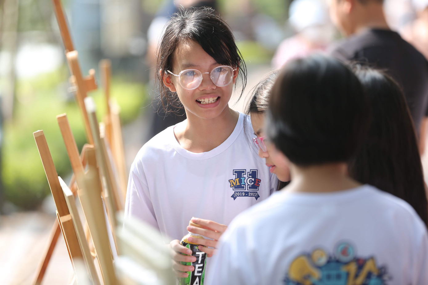 Bức tranh “Trái đất khóc” của học sinh trường Marie Curie ảnh 2