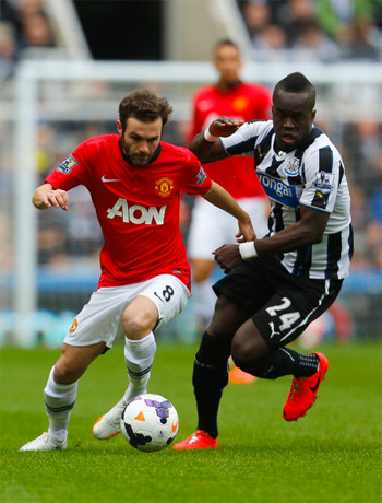 Cựu sao Ngoại hạng Anh đột tử khi chơi bóng ở Trung Quốc ảnh 2