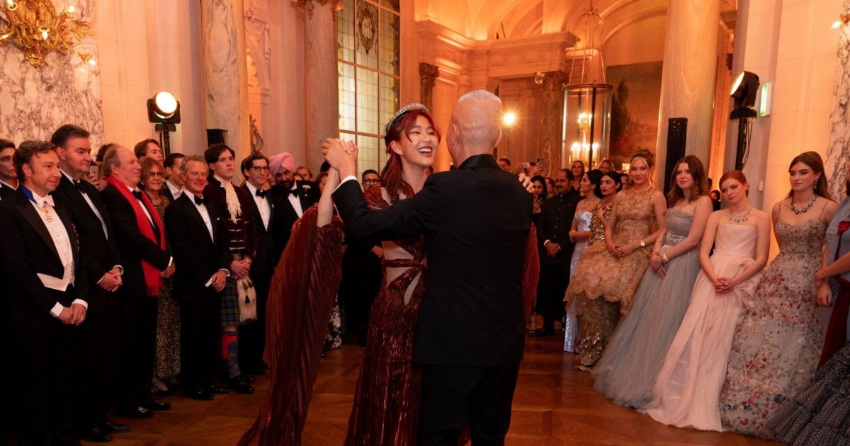 Cai Wenhao là ái nữ của nghệ sĩ đương đại nổi tiếng Trung Quốc. Cai Wenhao là ái nữ của nghệ sĩ đương đại nổi tiếng Trung Quốc.