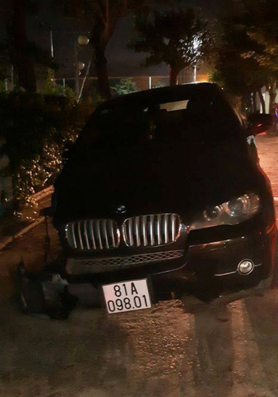 Nam thanh niên nghi 'ngáo đá' lái siêu xe gây tai nạn liên hoàn ảnh 1