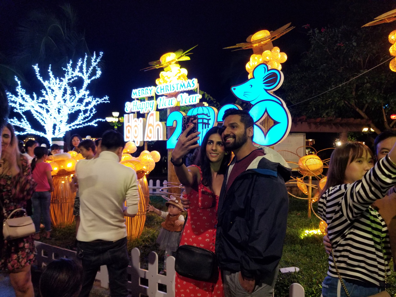 Pháo hoa rực sáng đón năm mới 2020 ảnh 17 Pháo hoa rực sáng đón năm mới 2020 ảnh 17