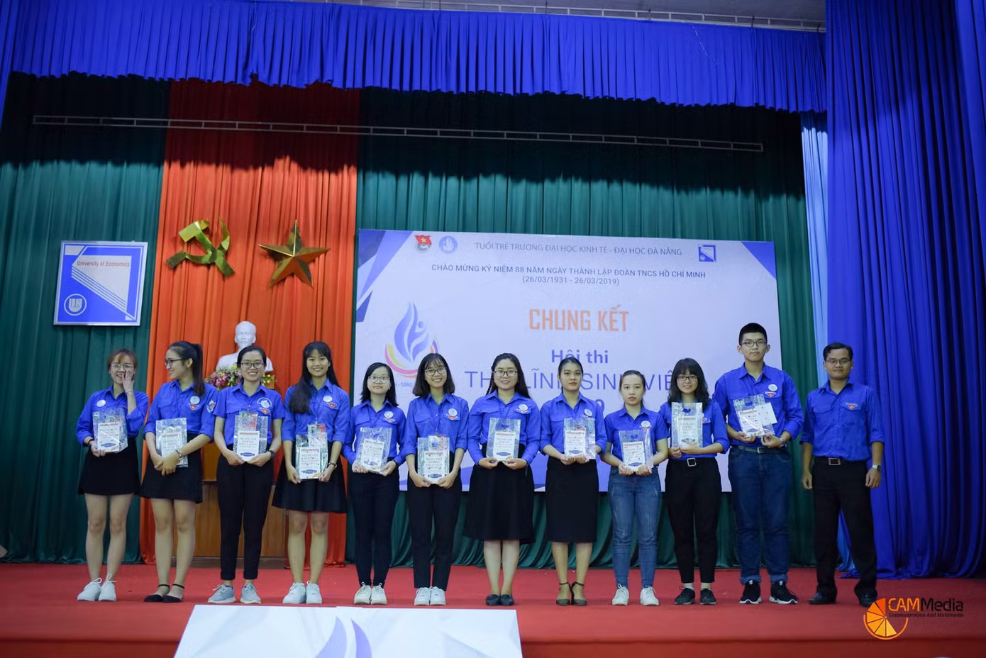 Lộ diện 'Thủ lĩnh sinh viên' ĐH Kinh tế Đà Nẵng ảnh 1