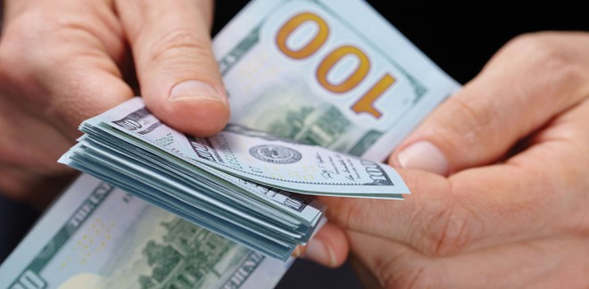 Tỷ giá USD trên thị trường tự do lên cao nhất từ trước đến nay.