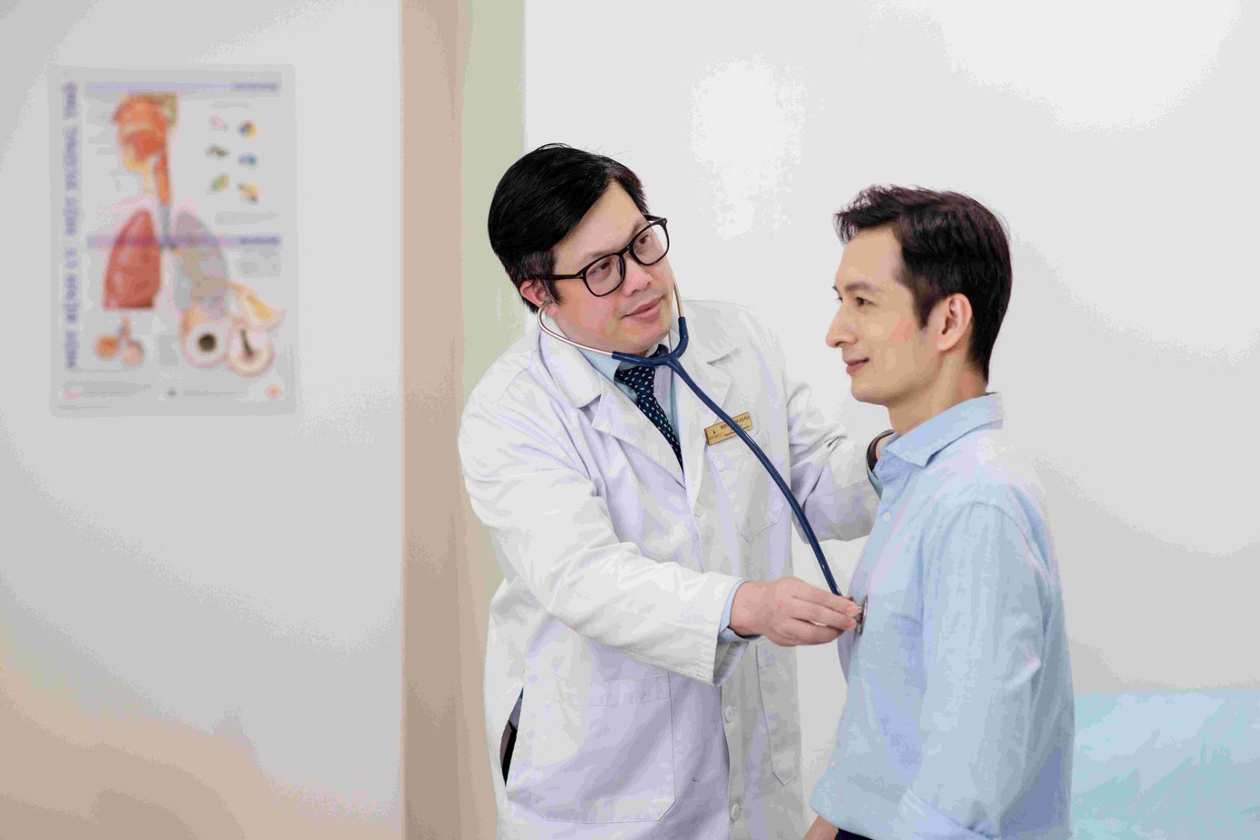 PGS.TS.BS Nguyễn Văn Đĩnh - Giám đốc Trung tâm Miễn dịch - Dị ứng Lâm sàng Bệnh viện ĐKQT Vinmec Times City PGS.TS.BS Nguyễn Văn Đĩnh - Giám đốc Trung tâm Miễn dịch - Dị ứng Lâm sàng Bệnh viện ĐKQT Vinmec Times City