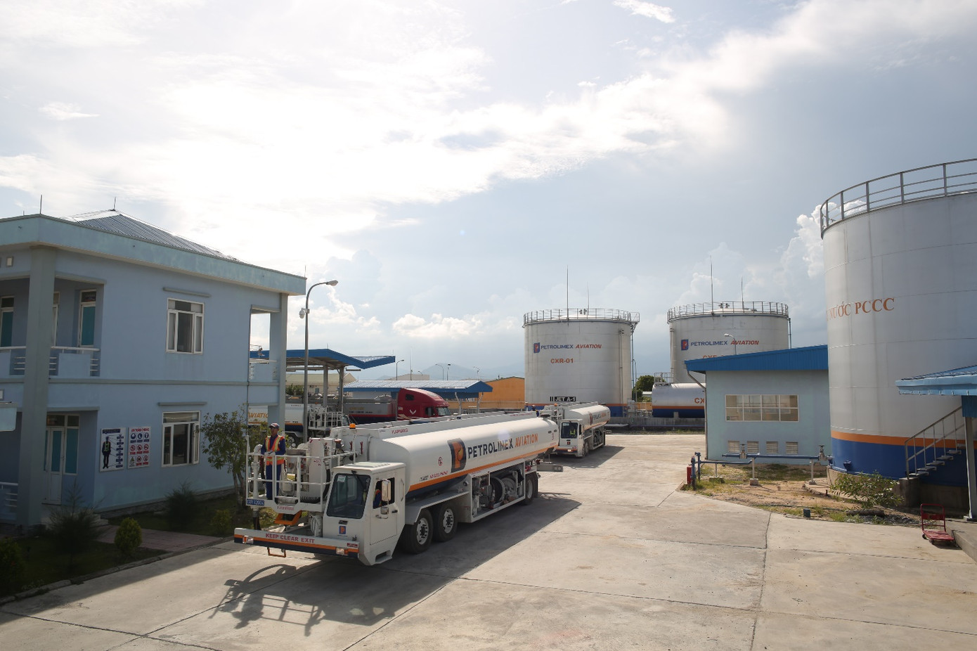 Hệ thống kho tại Chi nhánh Cam Ranh