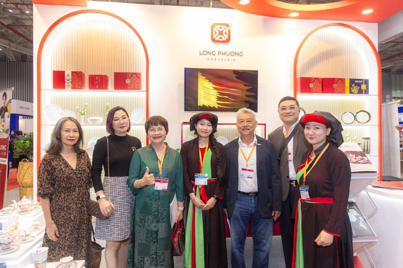 Tăng trưởng bằng chất lượng – Định vị thương hiệu bằng sự chuẩn hóa quốc tế Tăng trưởng bằng chất lượng – Định vị thương hiệu bằng sự chuẩn hóa quốc tế