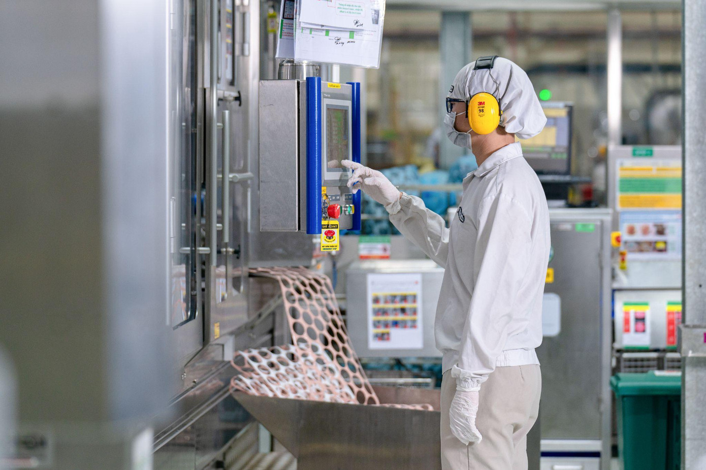 Nhà máy Nestlé Trị An được đầu tư dây chuyền sản xuất với công nghệ hiện đại