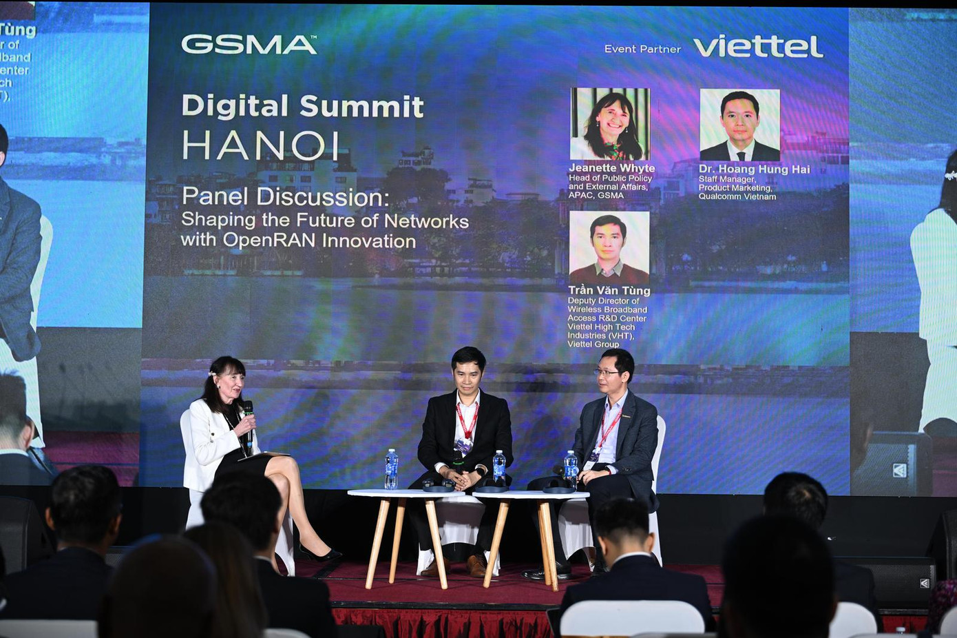 Đại diện của Viettel High Tech chia sẻ hành trình làm chủ công nghệ Open RAN và 5G tại Hội nghị Thượng đỉnh Quốc gia số (GSMA Digital Nation Summit) Đại diện của Viettel High Tech chia sẻ hành trình làm chủ công nghệ Open RAN và 5G tại Hội nghị Thượng đỉnh Quốc gia số (GSMA Digital Nation Summit)