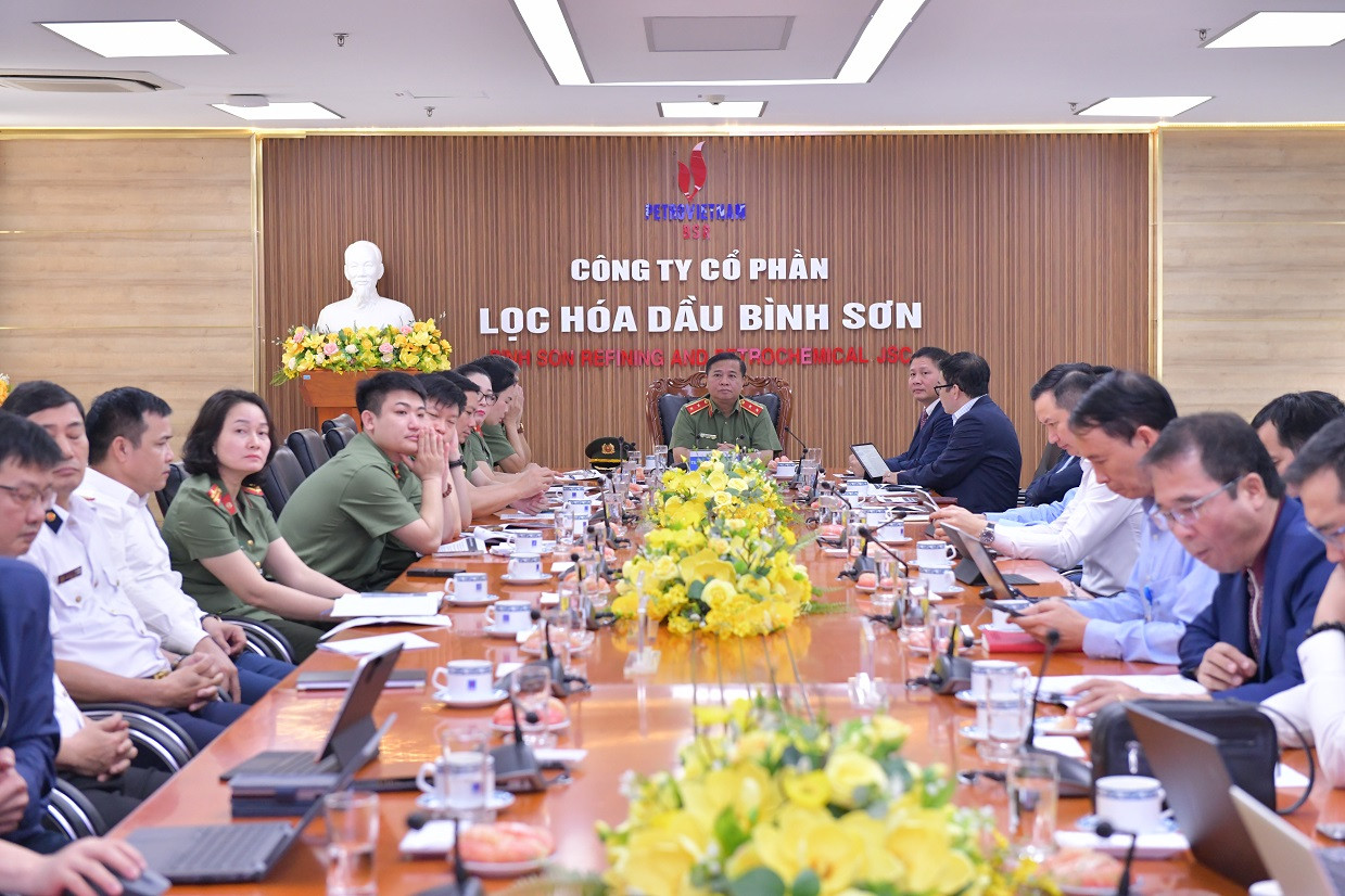 Toàn cảnh hội nghị Toàn cảnh hội nghị