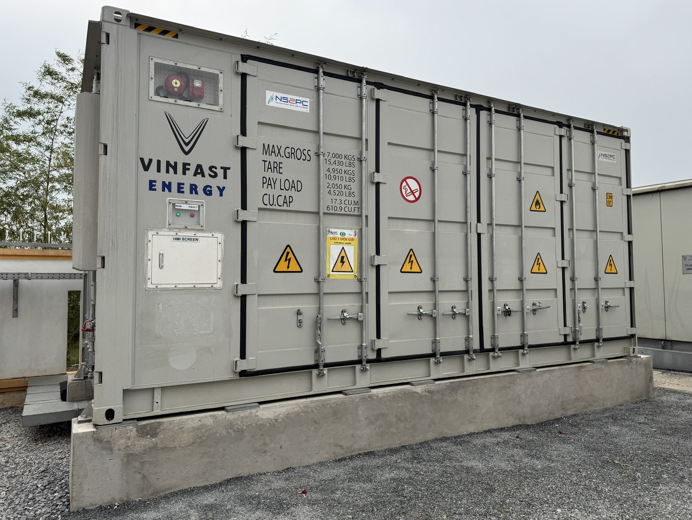 Hệ thống pin lưu trữ năng lượng do Vinfast Energy lắp đặt tại dự án