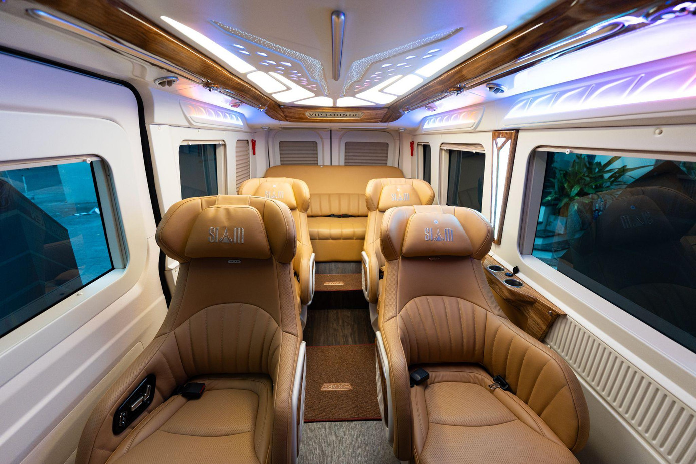 Chuyến xe An - Tâm - Đẹp được SIAM Thailand đầu tư tiền tỷ