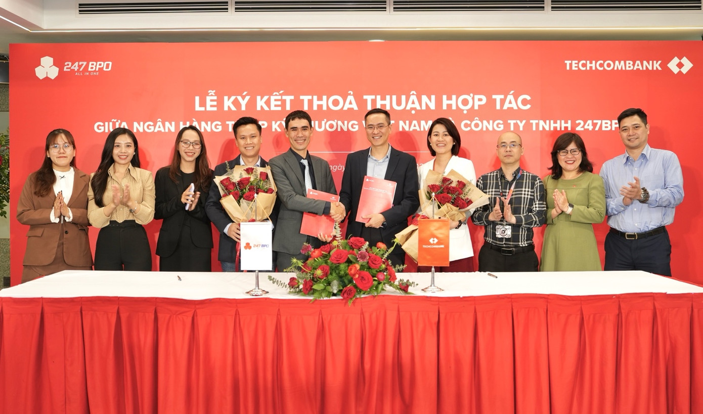 Lễ ký kết giữa Techcombank và 247BPO tại Trụ sở chính của Ngân hàng TMCP Kỹ Thương Việt Nam tại Hà Nội