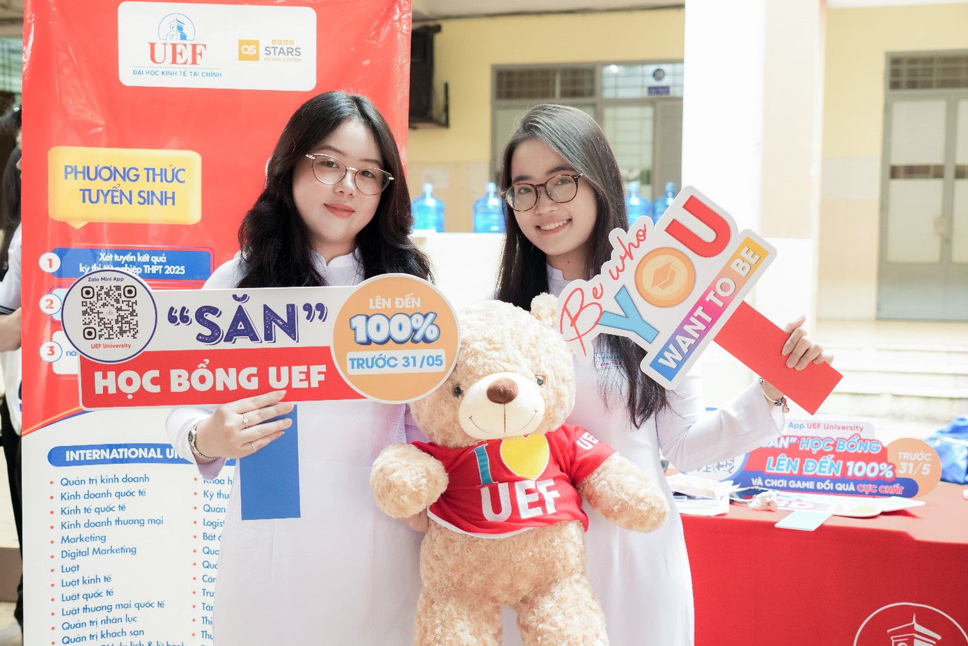 Nhận học bổng sớm giúp thí sinh 2k7 vững vàng tâm lý trước kỳ thi quan trọng