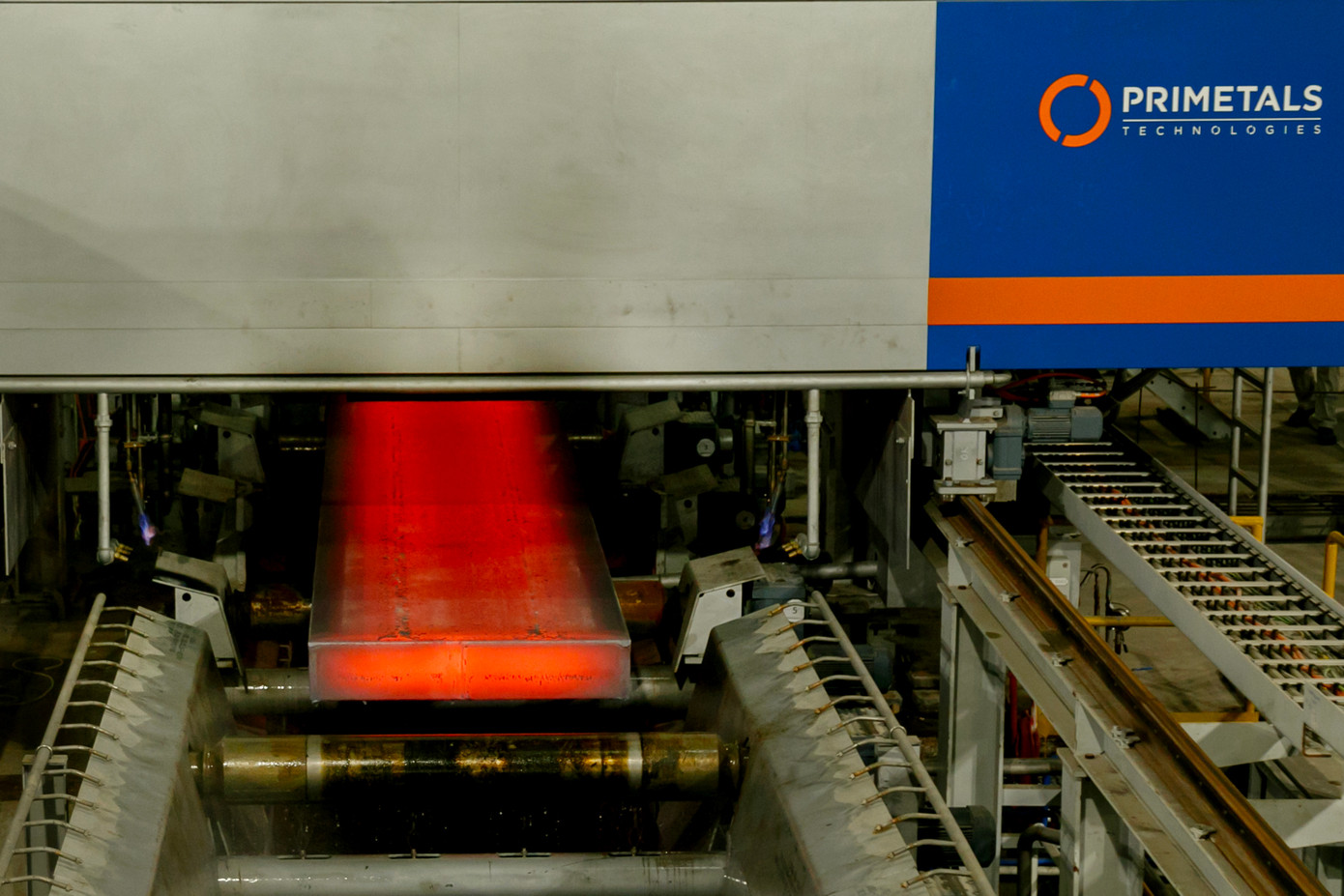 Dây chuyền đúc cán thép HRC hiện đại của châu Âu