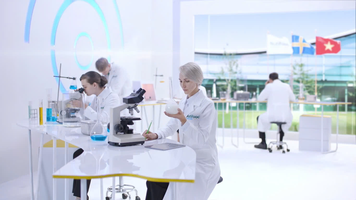 Nutifood không ngừng nỗ lực nghiên cứu những sản phẩm chất lượng, mang tinh hoa dinh dưỡng thế giới để chăm sóc sức khỏe cho người Việt Nam