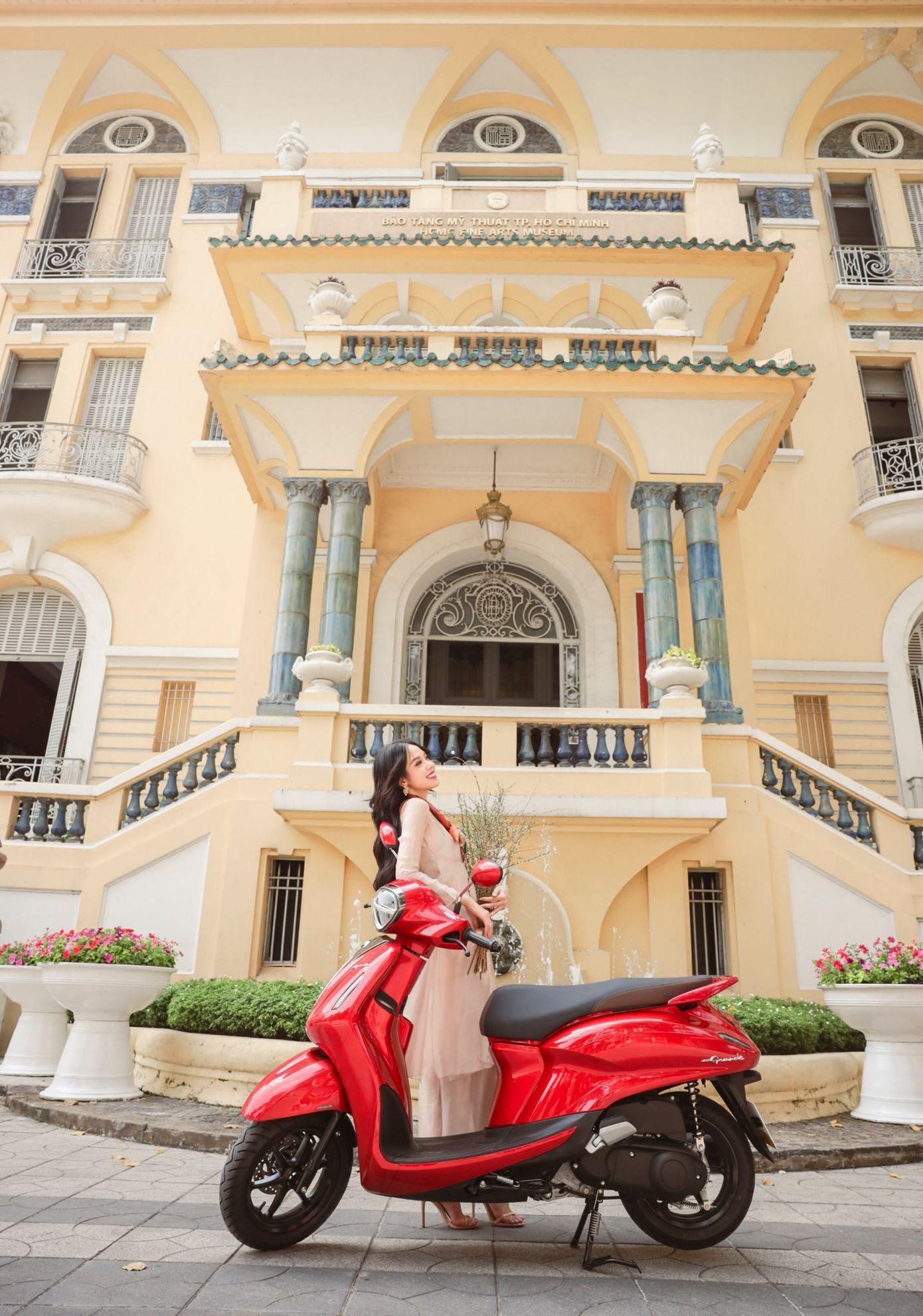 Yamaha Grande được trang bị động cơ Bluecore Hybrid 125cc tiết kiệm nhiên liệu hàng đầu