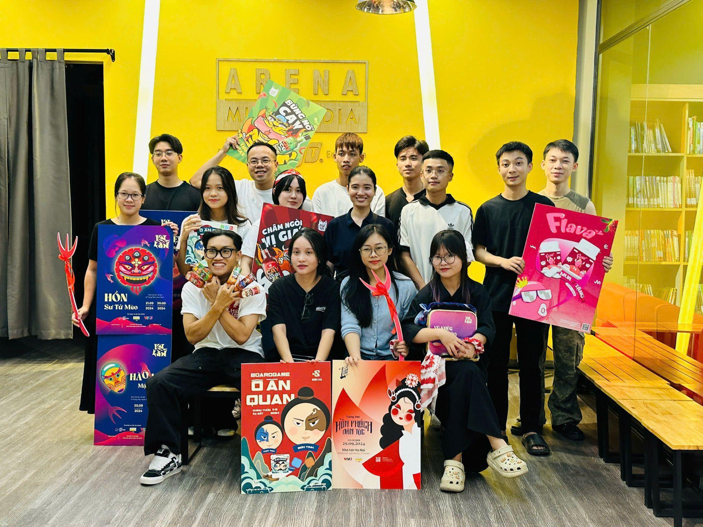 Sinh viên Arena Multimedia tự tay thiết kế các sản phẩm sáng tạo số Sinh viên Arena Multimedia tự tay thiết kế các sản phẩm sáng tạo số