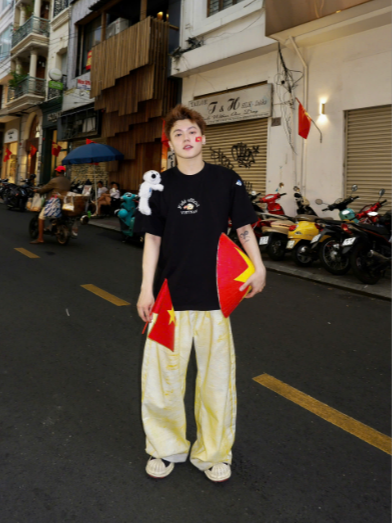 Thương hiệu FIDÉ- Tự hào kể chuyện quê hương qua một chiếc áo: Lan tỏa tinh thần yêu nước ảnh 5 Thương hiệu FIDÉ- Tự hào kể chuyện quê hương qua một chiếc áo: Lan tỏa tinh thần yêu nước ảnh 5