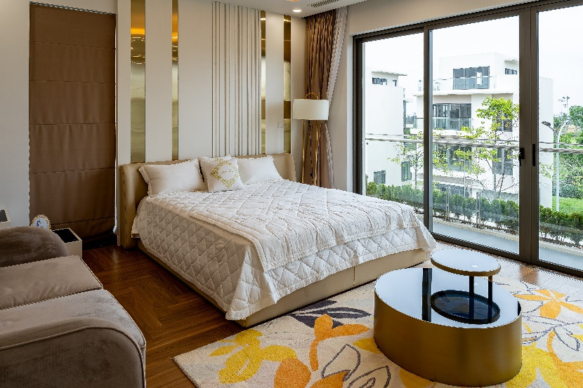 Biệt thự với thiết kế hiện đại có thiết kế lý tưởng cho nghỉ dưỡng và số lượng phòng linh hoạt, phù hợp với nhiều nhóm khách hàng đa dạng