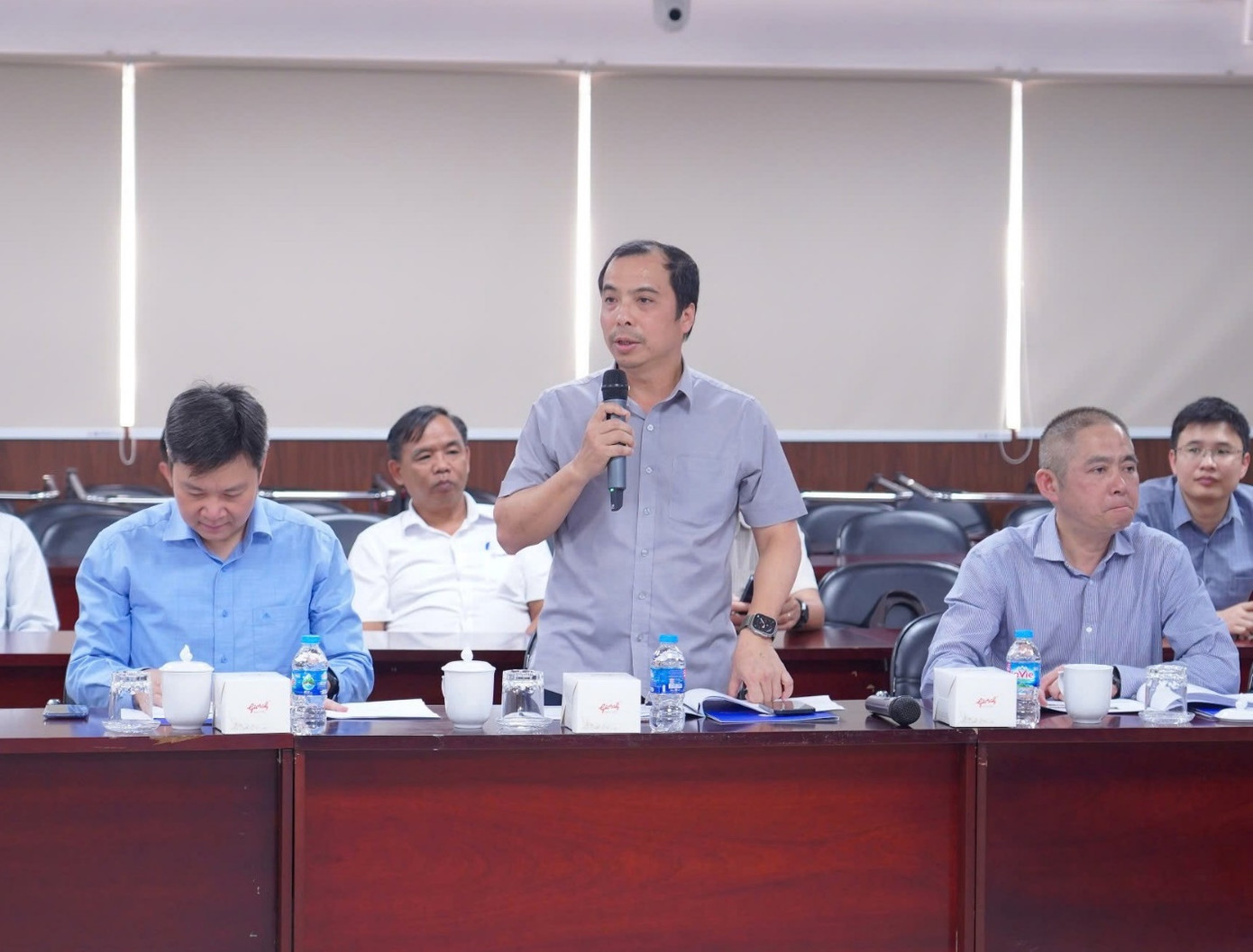 Ông Ngô Sơn Hải tại buổi làm việc với EVNHCMC tại Công ty Điện lực Sài Gòn